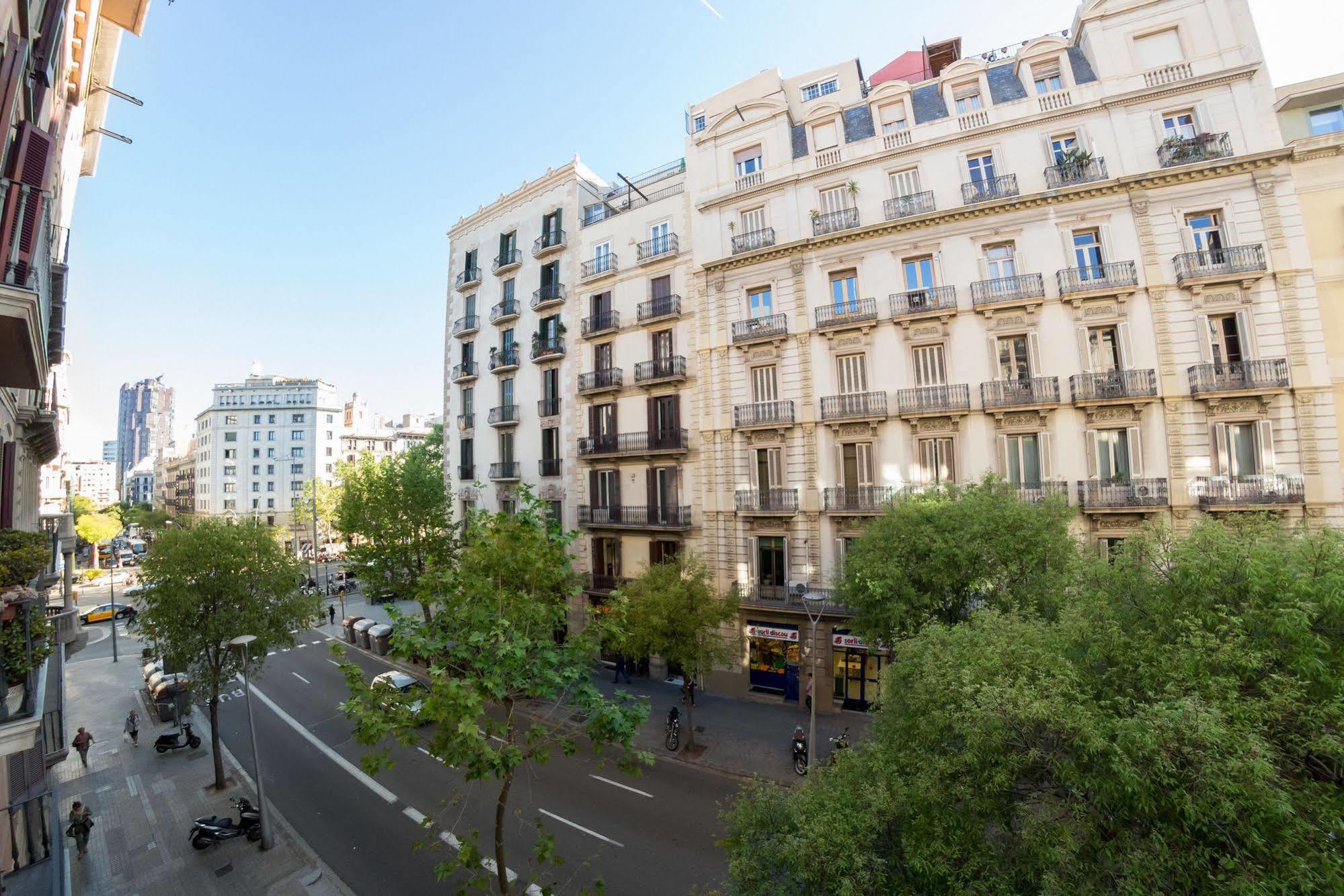 Sant Jordi Alberg Barcelona Exterior photo